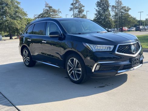 Used 2018 Acura MDX w/ Advance Package FWD image 2
