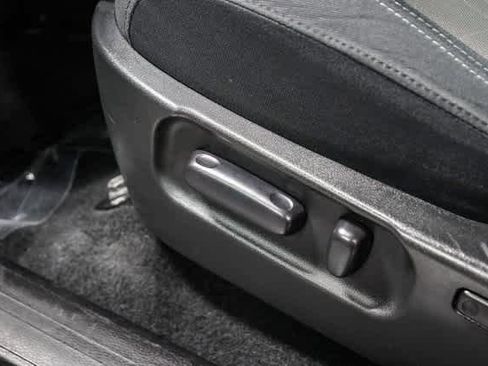 Certified 2023 Toyota Tacoma TRD Off-Road image 22