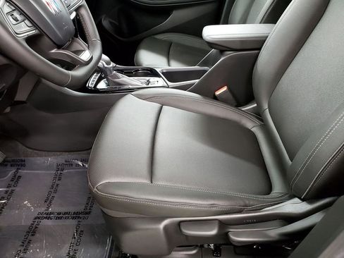 Used 2024 Buick Encore GX Sport Touring image 13