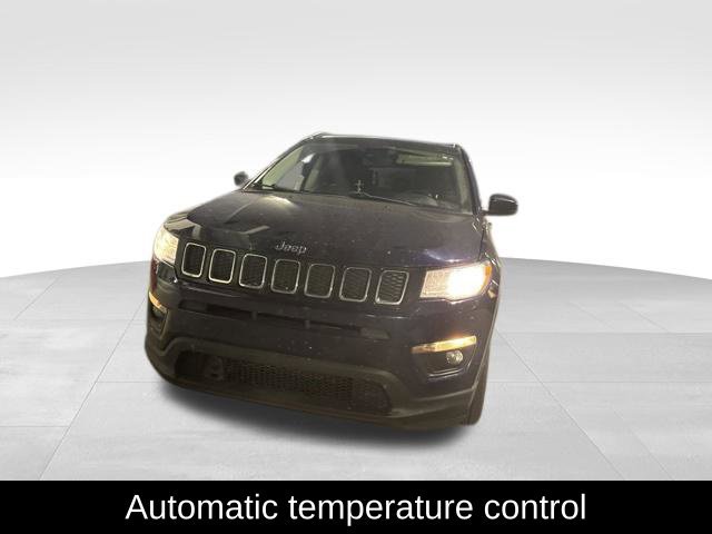 Used 2020 Jeep Compass Latitude FWD image 10