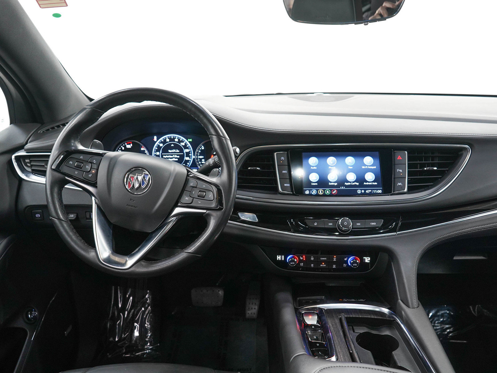 Used 2022 Buick Enclave Avenir w/ Avenir Technology Package AWD/4WD image 18