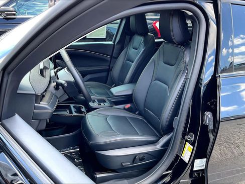 Certified 2025 Ford Mustang Mach-E Premium AWD/4WD image 7