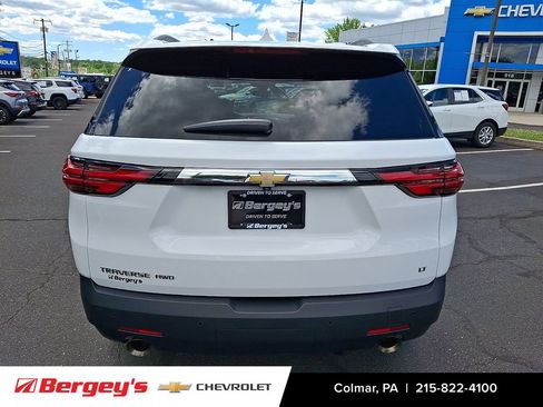 Used 2023 Chevrolet Traverse LT AWD/4WD image 5