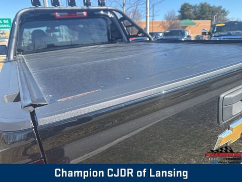 Used 2020 Chevrolet Colorado W/T w/ WT Convenience Package image 12