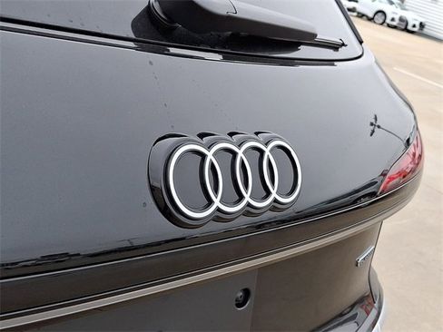 New 2026 Audi Q3 quattro 2.0T image 22