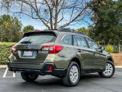 Used 2018 Subaru Outback 2.5i image 18