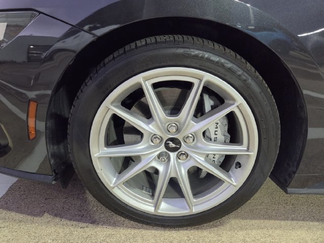 Used 2024 Ford Mustang GT Premium RWD image 9