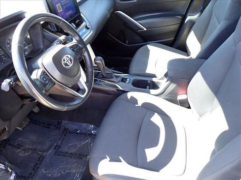 Used 2024 Toyota Corolla Cross LE AWD/4WD image 10