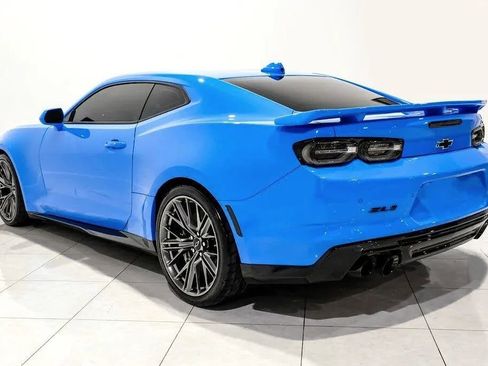 Used 2022 Chevrolet Camaro ZL1 image 4
