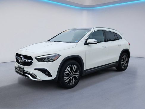 Used 2025 Mercedes-Benz GLA 250 4MATIC image 7