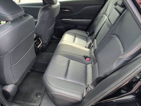 Certified 2025 Toyota Crown Signia AWD/4WD image 15