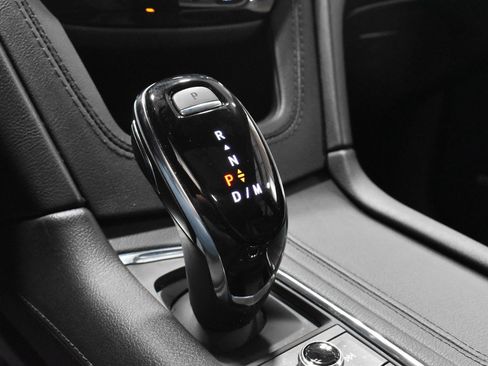Certified 2024 Cadillac XT6 Premium Luxury FWD image 21
