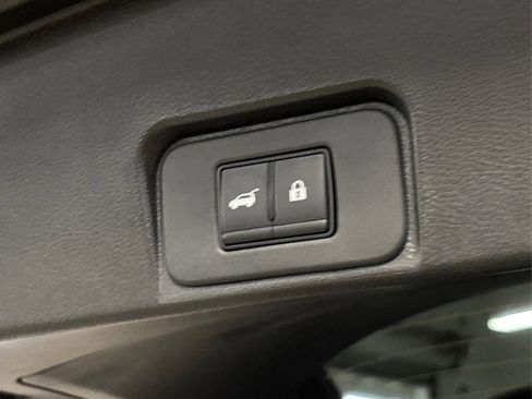 Certified 2026 Nissan Rogue SV image 14