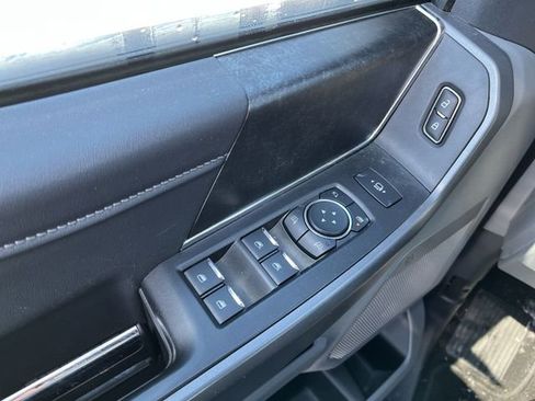 Used 2024 Ford F250 XLT w/ XLT Premium Package image 17
