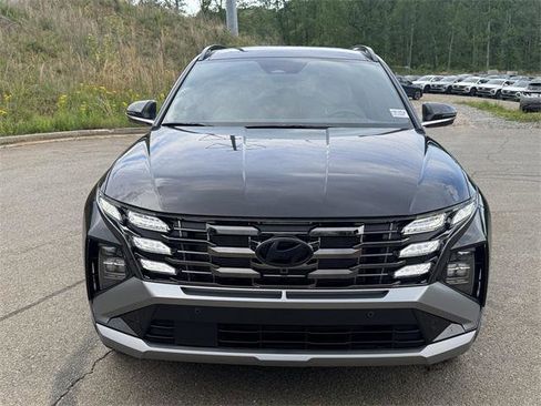 New 2025 Hyundai Tucson Limited image 8