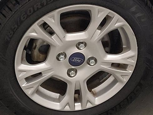 Used 2016 Ford Fiesta SE FWD image 31