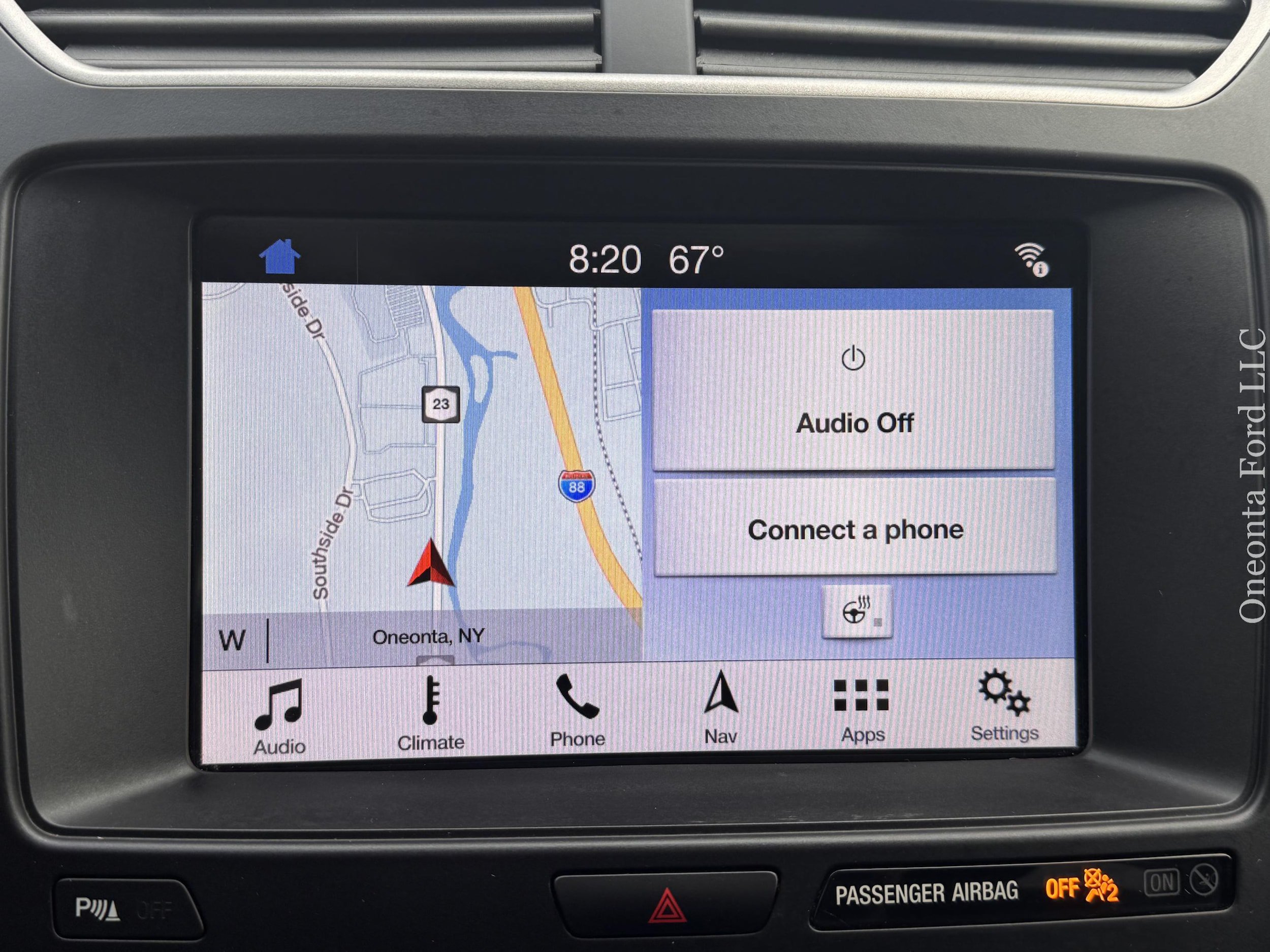 Used 2019 Ford Explorer XLT w/ Equipment Group 202A AWD/4WD image 14