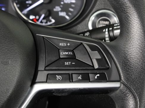 Certified 2020 Nissan Rogue Sport SV image 24