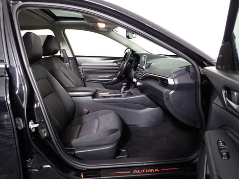 Used 2019 Nissan Altima 2.5 SV image 32