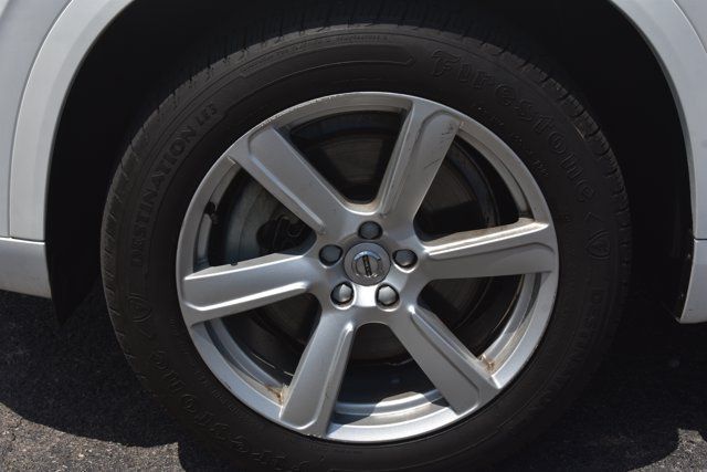 Used 2023 Volvo XC90 B5 Core AWD/4WD image 11