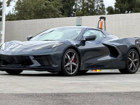 Used 2020 Chevrolet Corvette Stingray Preferred Conv w/ 2LT Preferred Equipment Group RWD image 9