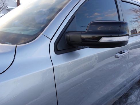 Used 2022 RAM 1500 Laramie image 7