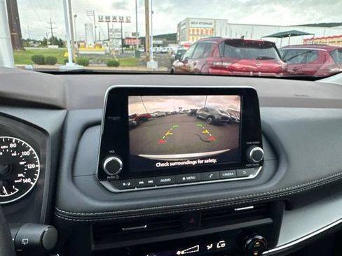 Certified 2023 Nissan Rogue SV AWD/4WD image 25