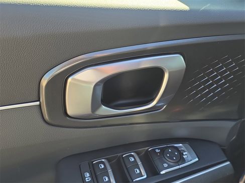 New 2026 Kia Sorento S image 20