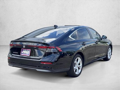 Certified 2025 Honda Accord LX image 5