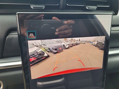 Used 2025 GMC Terrain Elevation image 19