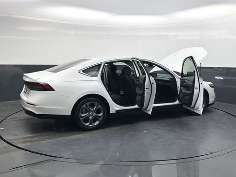 New 2026 Honda Accord EX-L image 34