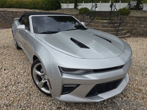 Used 2017 Chevrolet Camaro SS RWD image 29