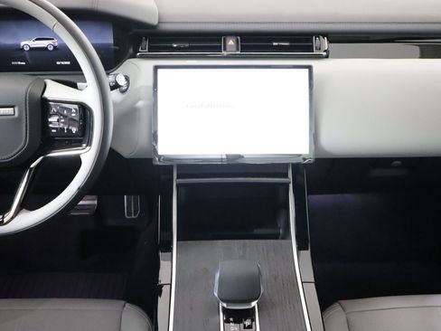 New 2026 Land Rover Range Rover Velar Dynamic SE image 14