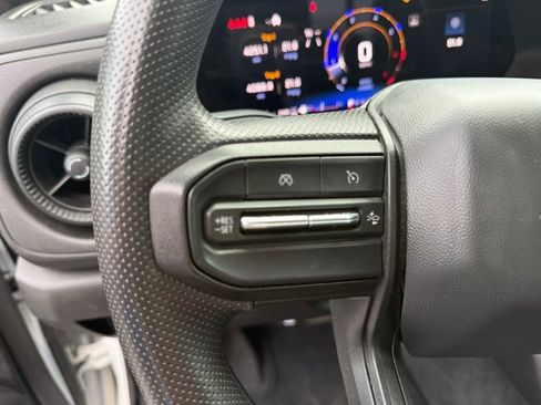 Used 2024 Chevrolet Colorado Trail Boss w/ Safety Package AWD/4WD image 10