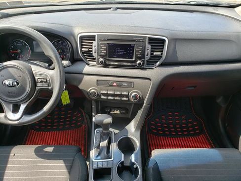 Used 2018 Kia Sportage LX AWD/4WD image 15