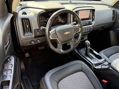 Used 2022 Chevrolet Colorado Z71 image 13