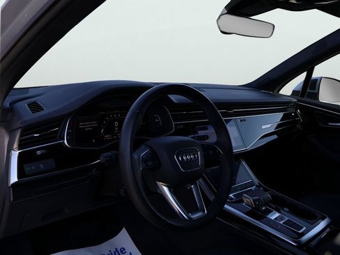 Used 2025 Audi Q7 3.0T Premium Plus AWD/4WD image 18