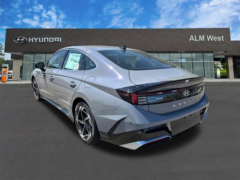 New 2026 Hyundai Sonata SEL FWD image 8