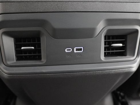 Used 2025 Chevrolet Silverado 1500 LT Trail Boss w/ Convenience Package II AWD/4WD image 32