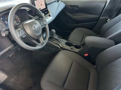 Used 2024 Toyota Corolla LE image 9