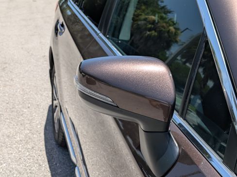 Used 2019 Subaru Outback 3.6R Touring w/ Popular Package #3A AWD/4WD image 12
