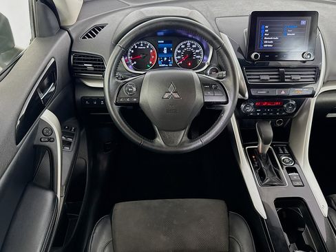 Used 2023 Mitsubishi Eclipse Cross SE image 16