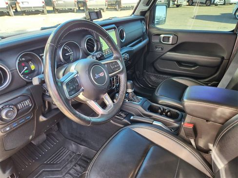 Used 2022 Jeep Wrangler Unlimited Sahara w/ Cold Weather Group image 7