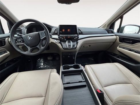 Certified 2023 Honda Odyssey Touring image 10