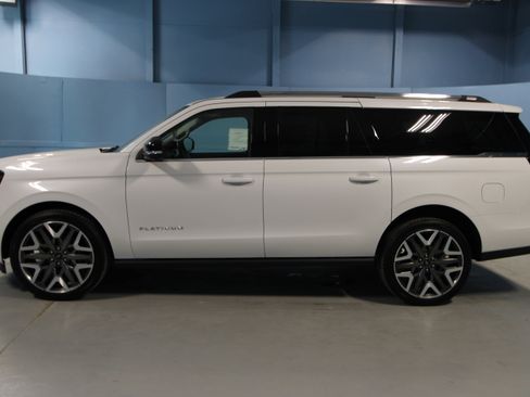 New 2026 Ford Expedition Max Platinum image 33