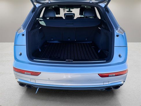 Used 2023 Audi SQ5 Prestige w/ Prestige Package image 25