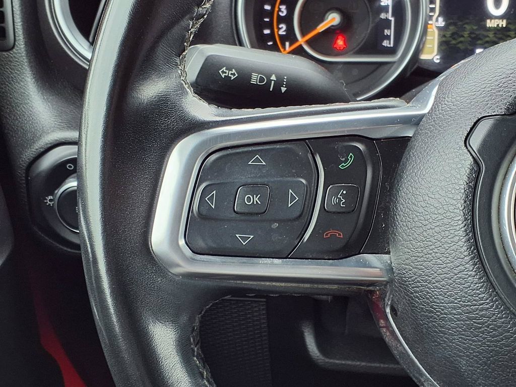 Used 2021 Jeep Wrangler Unlimited Sahara AWD/4WD image 15