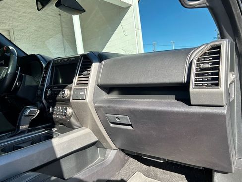 Used 2018 Ford F150 Raptor w/ Equipment Group 802A Luxury image 15