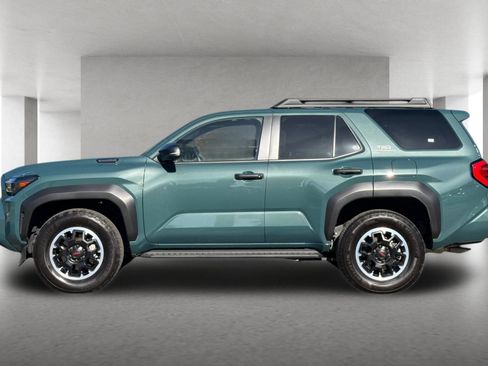 Used 2025 Toyota 4Runner TRD Off-Road Premium AWD/4WD image 7