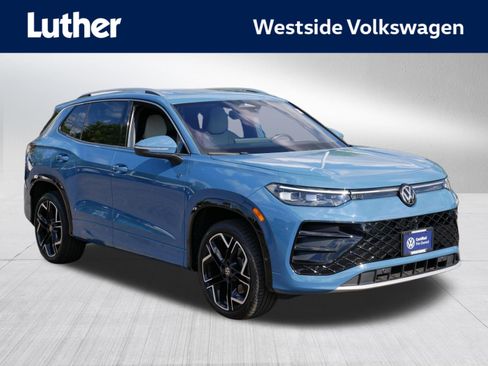 Certified 2025 Volkswagen Tiguan SEL R-Line AWD/4WD image 1